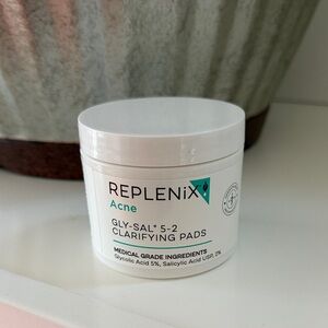 Clarifying acne pads NEW